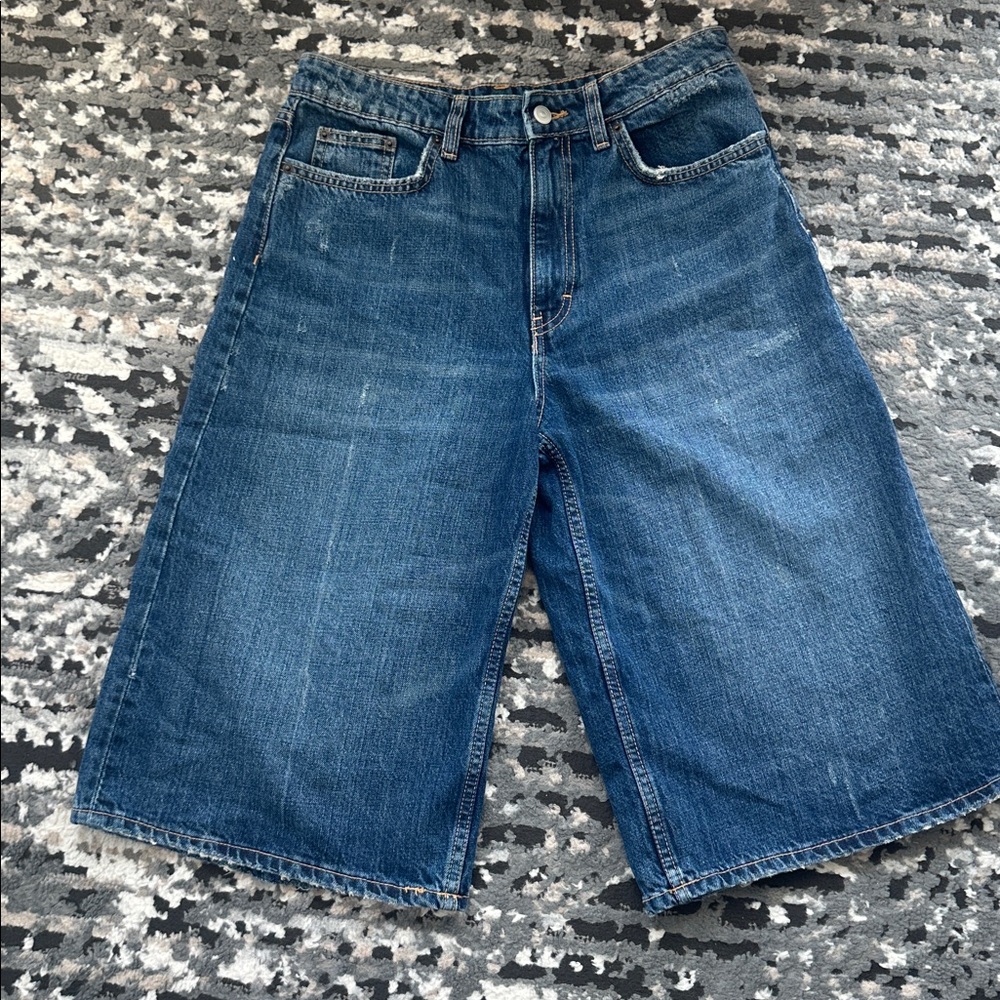 Zara Blue Denim Knee-Length Shorts